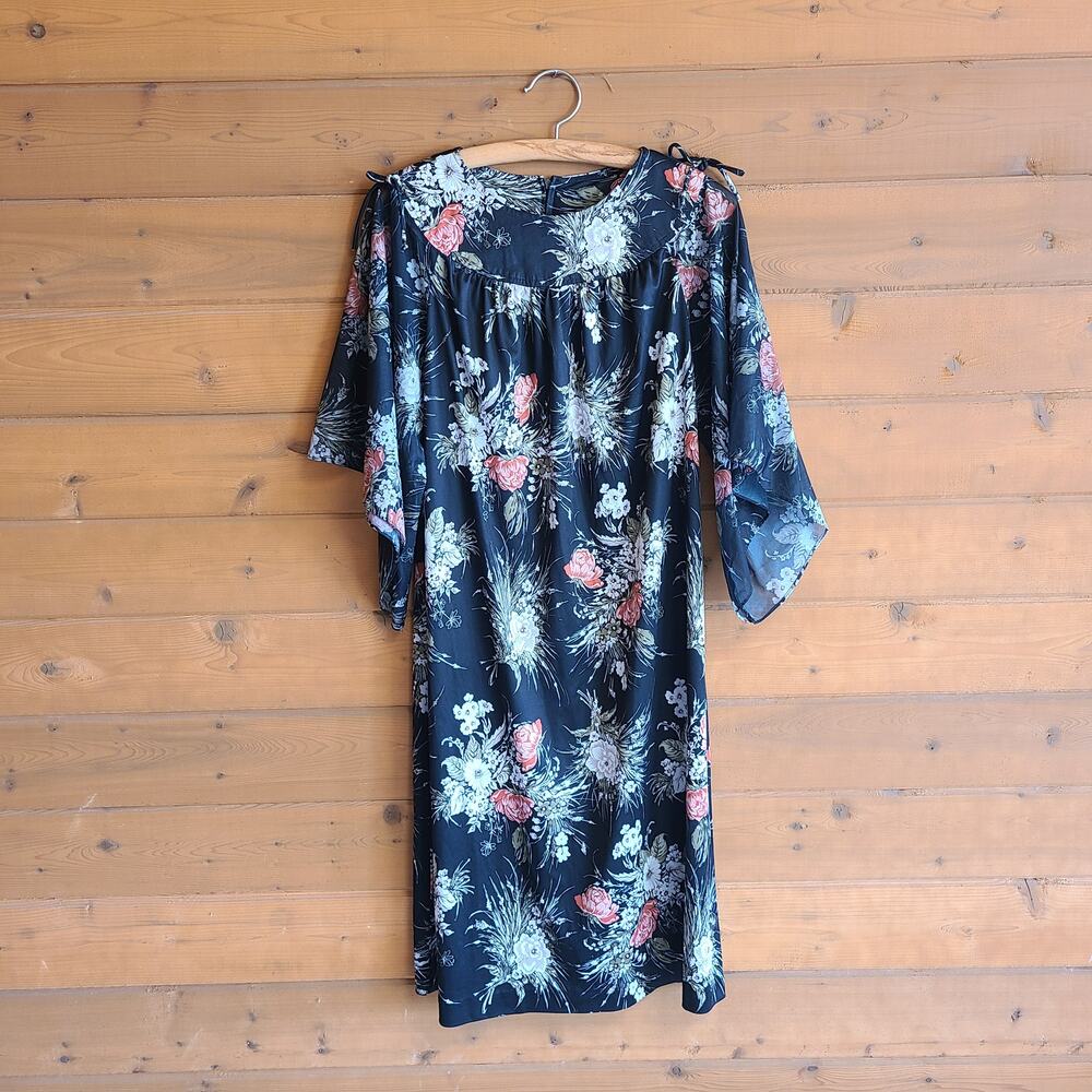 Vintage 70s Floral Shift Dress Midi Flutter Sleeve Boho Cottage Prairie Coquette